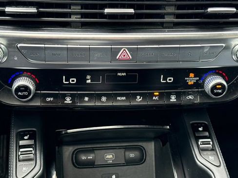 Used 2020 Kia Telluride EX w/ EX Premium Package AWD/4WD image 26