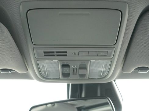 Used 2016 Honda Accord Touring image 18