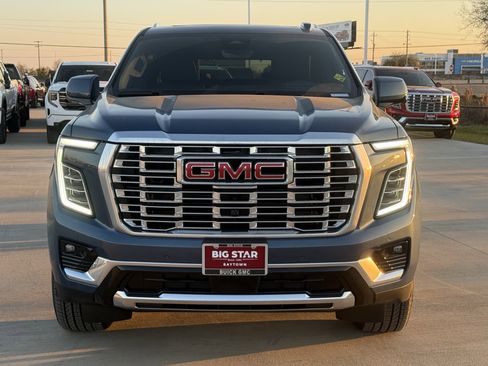 New 2026 GMC Yukon XL Denali w/ Denali Reserve Package image 8