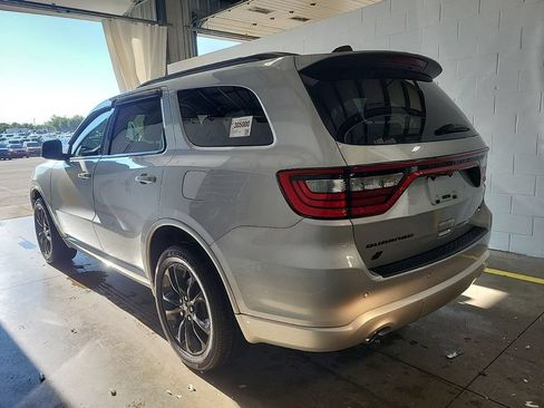 Used 2024 Dodge Durango GT w/ Blacktop Package AWD/4WD image 4