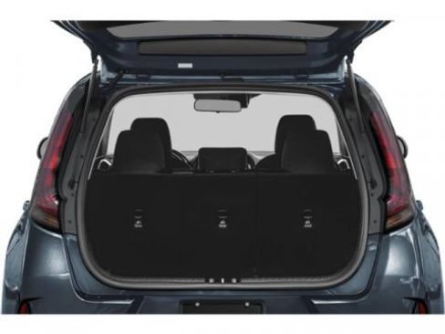 Used 2025 Kia Soul LX image 11