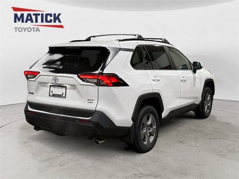 New 2025 Toyota RAV4 XLE image 7