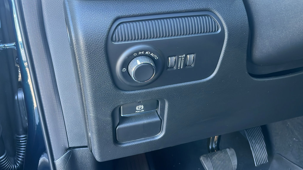 New 2026 Jeep Grand Wagoneer 4WD image 11