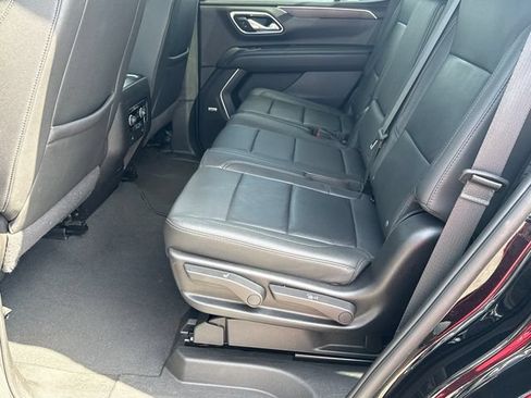 Used 2024 Chevrolet Tahoe LT RWD image 21