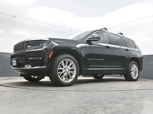 Used 2021 Jeep Grand Cherokee L Summit w/ Advanced Protech Group IV AWD/4WD image 42