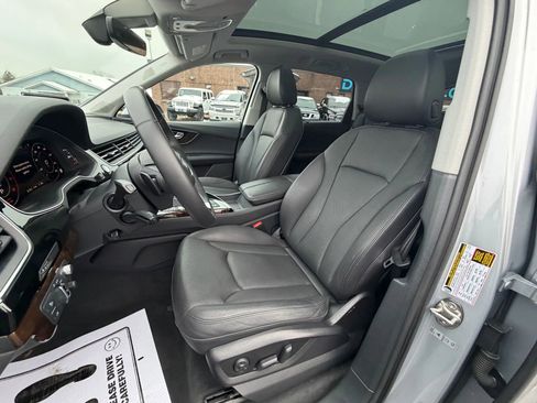 Used 2018 Audi Q7 3.0T Prestige image 11