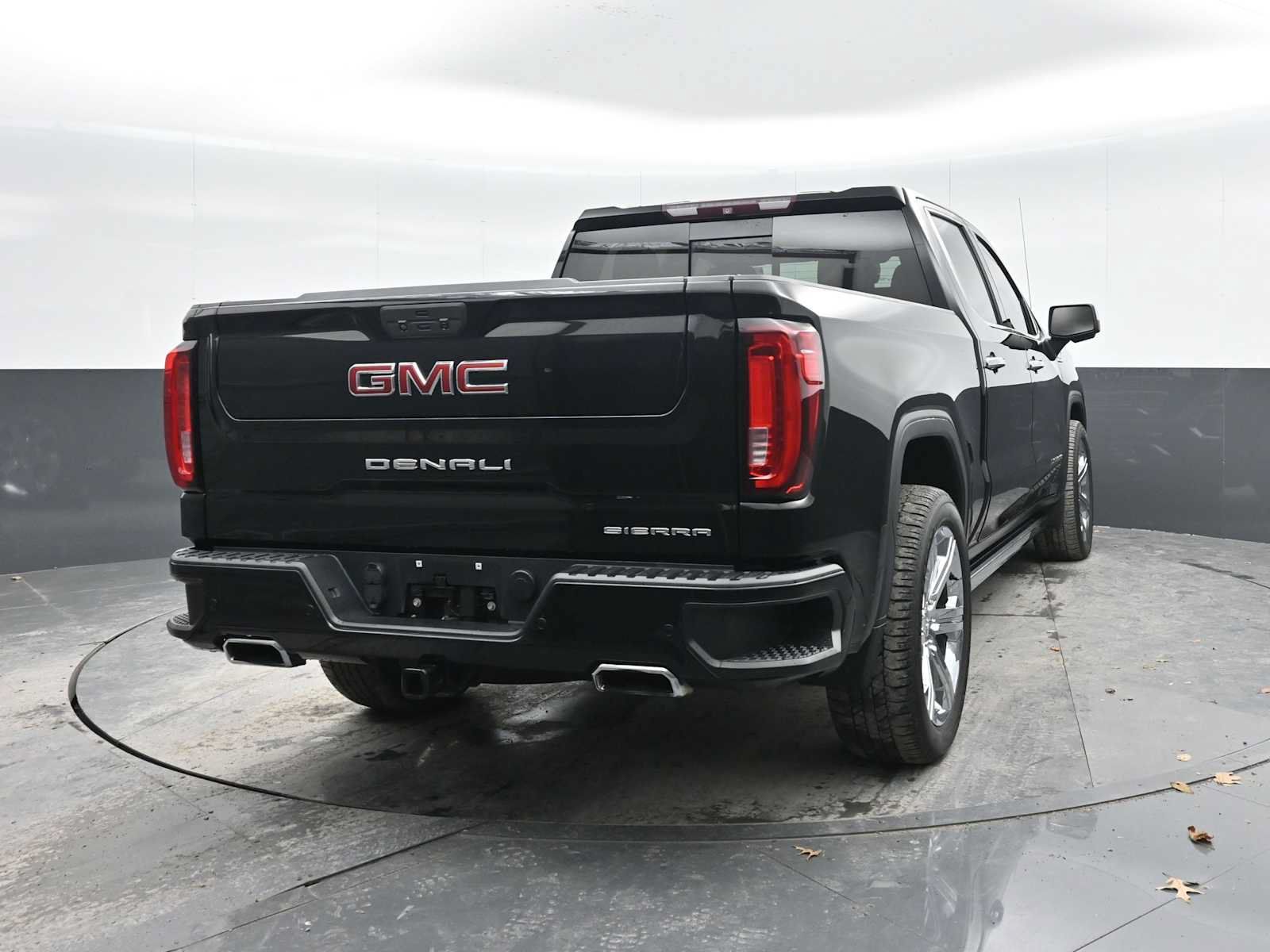 Used 2019 GMC Sierra 1500 Denali w/ Denali Ultimate Package AWD/4WD image 9