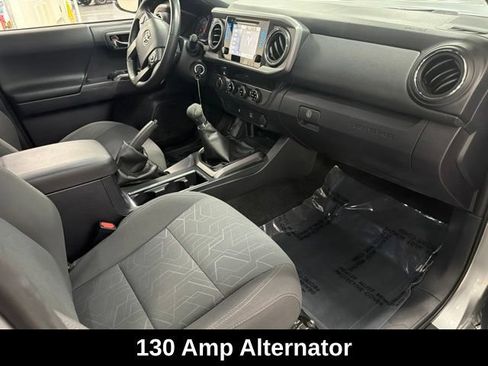 Certified 2017 Toyota Tacoma TRD Sport w/ Tow Package AWD/4WD image 10