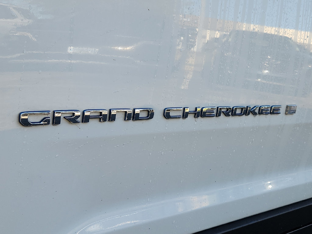 Used 2024 Jeep Grand Cherokee Limited 4xe w/ Luxury Tech Group II AWD/4WD image 36