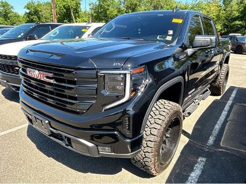 Used 2025 GMC Sierra 1500 Elevation AWD/4WD image 4