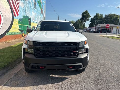 Used 2019 Chevrolet Silverado 1500 Custom Trail Boss w/ Custom Convenience Package AWD/4WD image 11