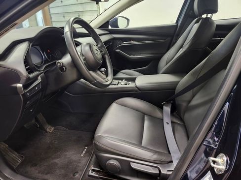 Used 2021 MAZDA MAZDA3 s image 17