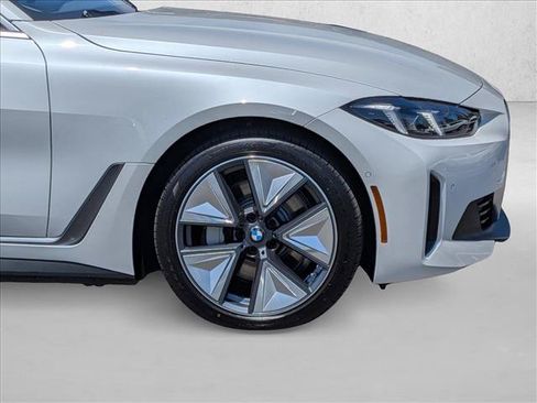 New 2026 BMW i4 xDrive40i w/ Premium Package AWD/4WD image 10