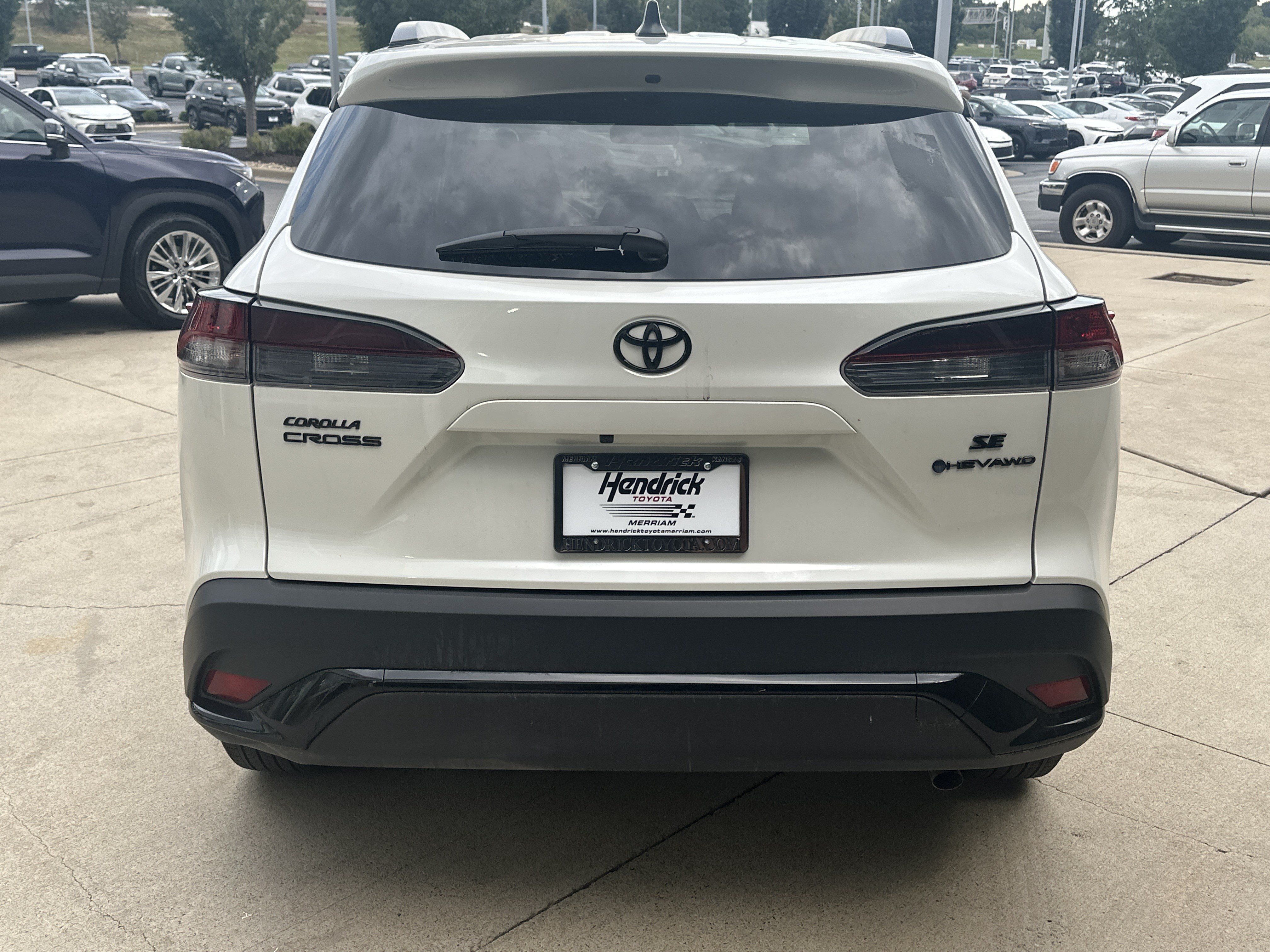 Used 2026 Toyota Corolla Cross AWD Hybrid image 8