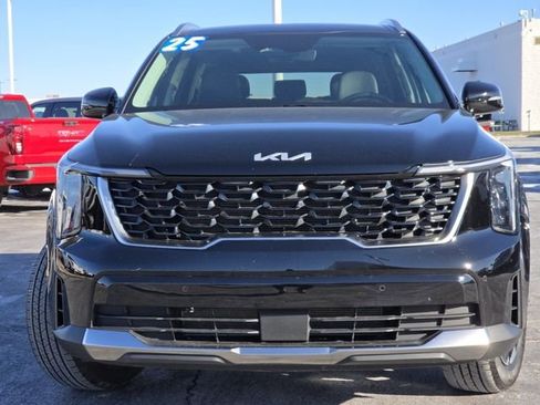 Used 2025 Kia Sorento S w/ Panoramic Sunroof Package image 17