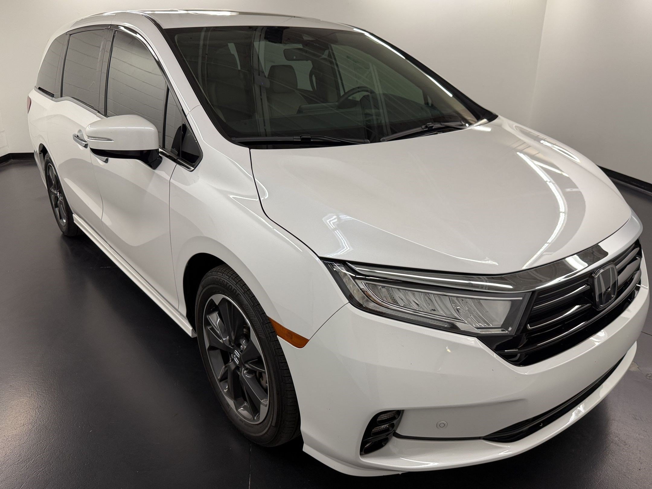 Certified 2024 Honda Odyssey Elite image 7