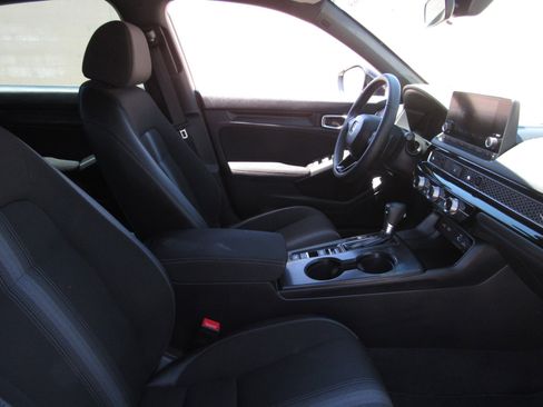 Certified 2024 Honda Civic Sport image 8