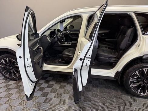 Certified 2024 MAZDA CX-90 Plug-In Hybrid w/ Premium Pkg image 13