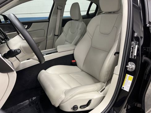 Used 2024 Volvo S60 B5 Ultimate w/ Climate Package image 4