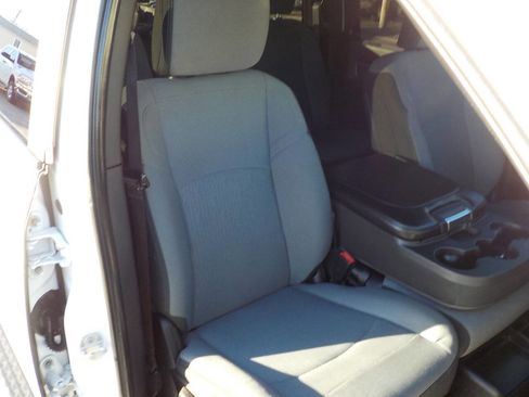 Used 2022 RAM 2500 Big Horn image 26