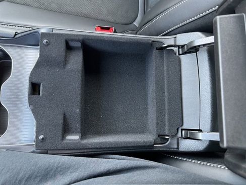 New 2025 Jeep Grand Cherokee L Altitude image 39