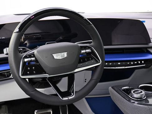New 2026 Cadillac Optiq Luxury 2 w/ LPO, Floor Liner Package AWD/4WD image 12