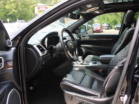 Used 2019 Jeep Grand Cherokee Summit AWD/4WD image 24