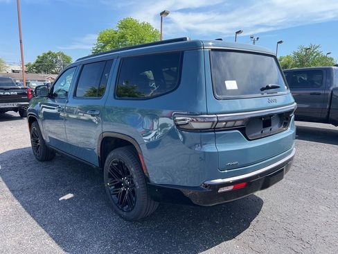 New 2026 Jeep Grand Wagoneer Limited AWD/4WD image 4