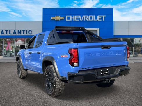 Certified 2025 Chevrolet Colorado Trail Boss w/ Midnight Edition image 4