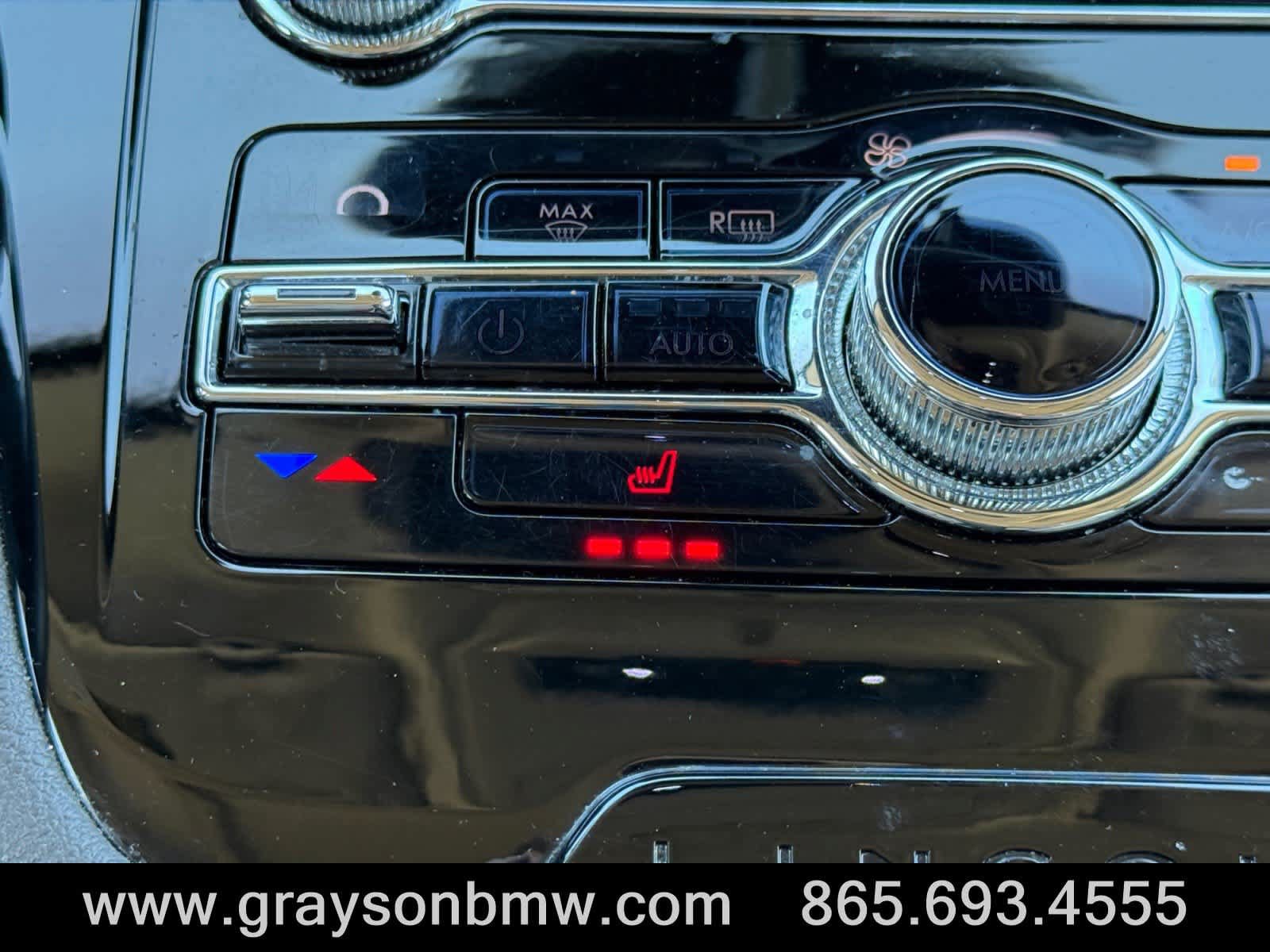 Used 2020 Lincoln Corsair FWD w/ Premium Package image 24