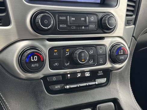 Used 2016 GMC Yukon SLE w/ HD Trailering Package image 27