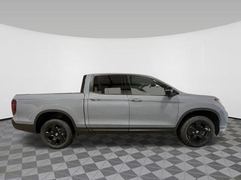 New 2026 Honda Ridgeline Black Edition image 8