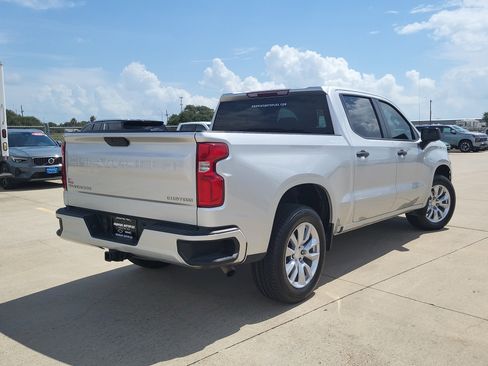 Certified 2021 Chevrolet Silverado 1500 Custom w/ Safety Confidence Package image 5