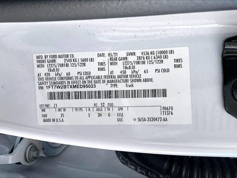 Used 2021 Ford F250 XLT w/ FX4 Off-Road Package image 30