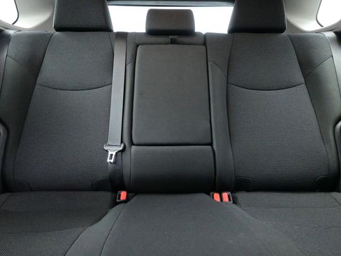 Used 2019 Toyota RAV4 LE image 15