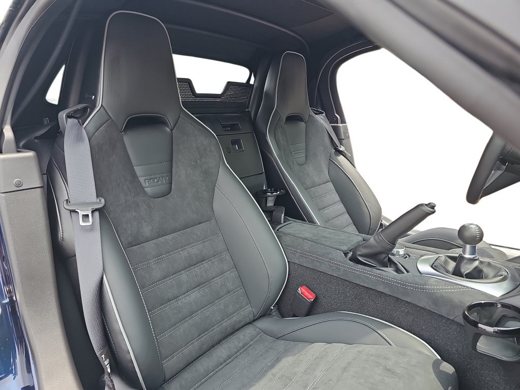 New 2026 MAZDA MX-5 Miata Club w/ Interior Package RWD image 9