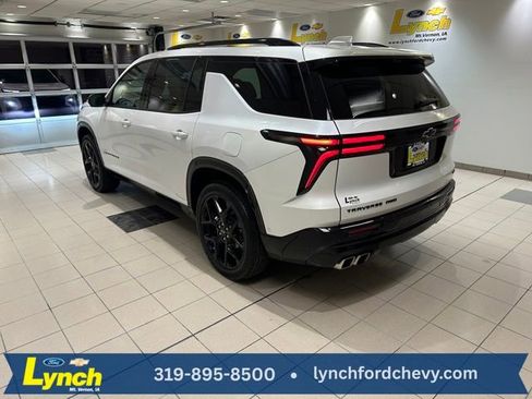 Used 2024 Chevrolet Traverse RS w/ LPO, Floor Liner Package image 29