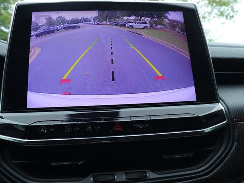 Used 2022 Jeep Compass Trailhawk image 34