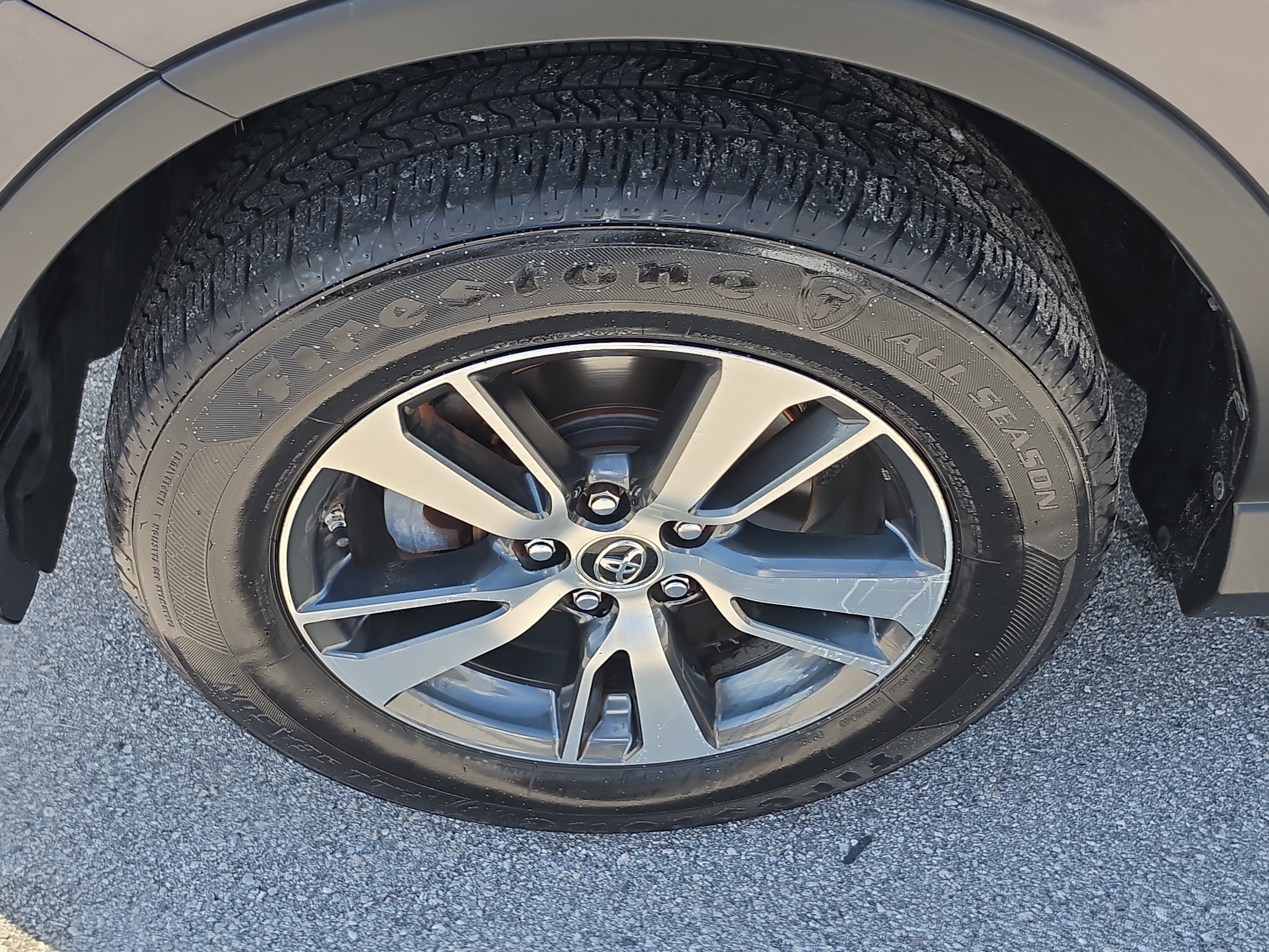 Used 2017 Toyota RAV4 XLE FWD image 25