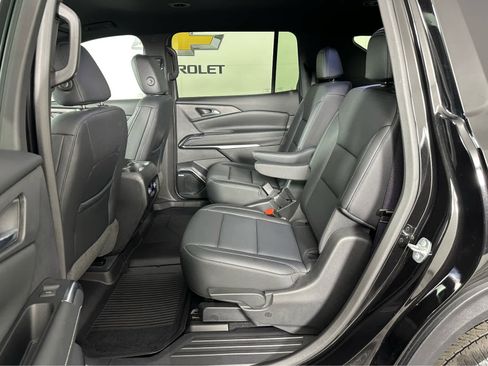 Used 2024 Chevrolet Traverse LT w/ Enhanced Driving Package image 22