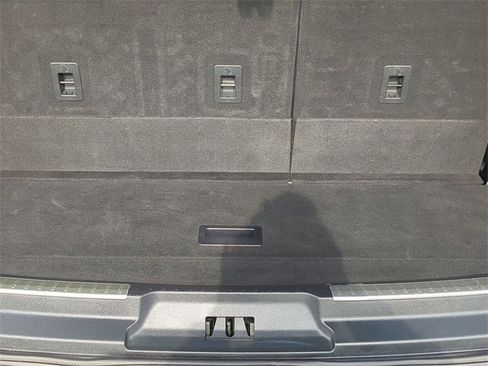 Used 2022 Lincoln Navigator 4WD image 7