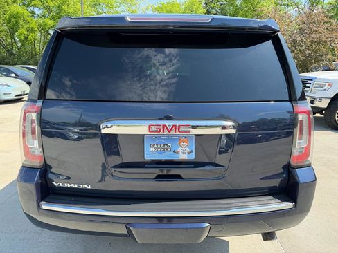 Used 2020 GMC Yukon Denali image 6