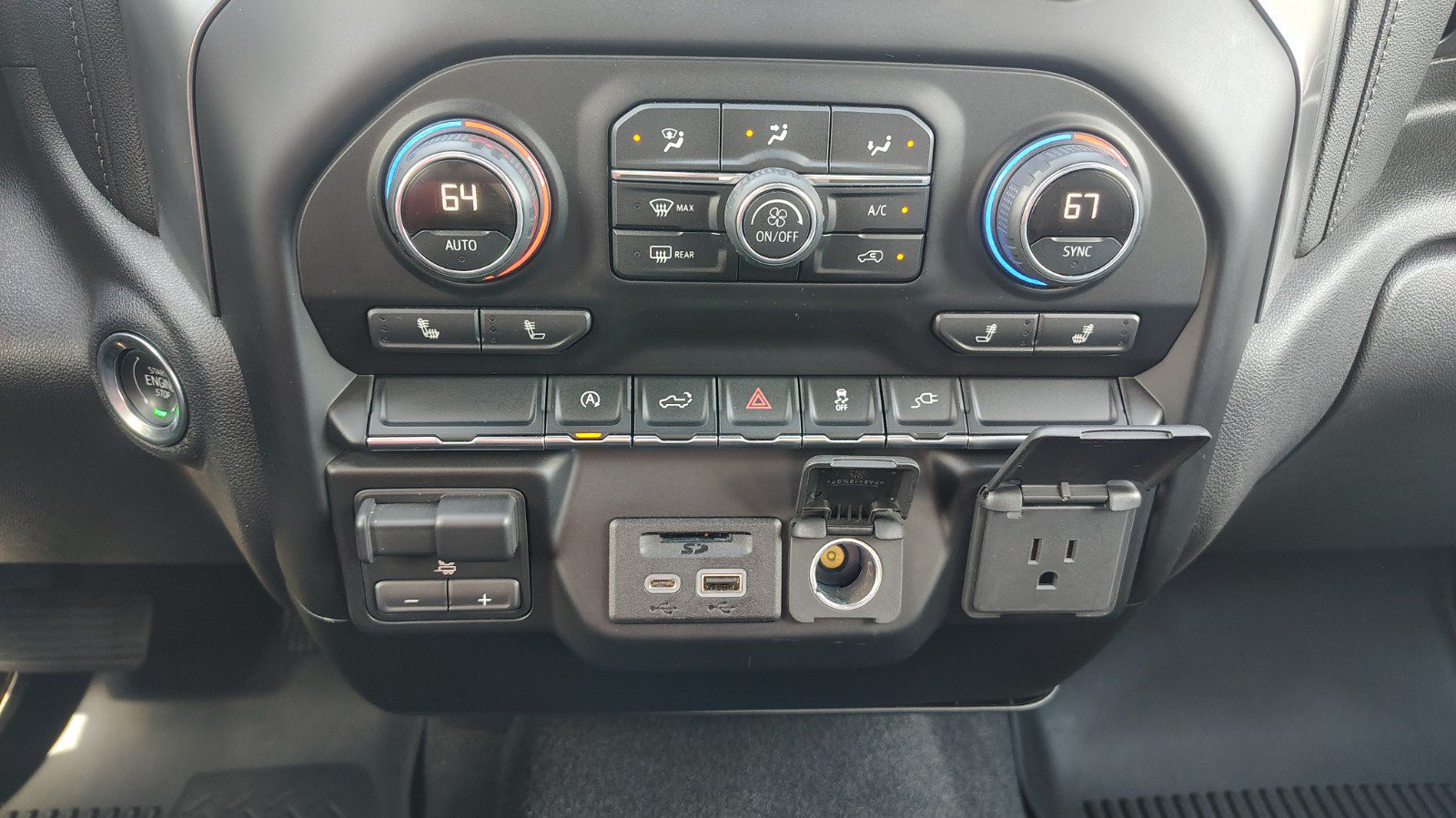 Used 2020 Chevrolet Silverado 1500 LT w/ All-Star Edition AWD/4WD image 28