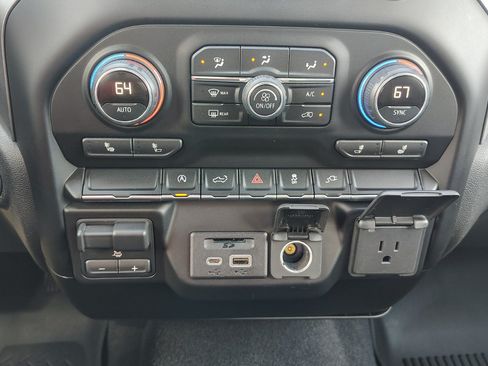 Used 2020 Chevrolet Silverado 1500 LT w/ All-Star Edition AWD/4WD image 28