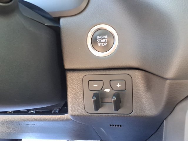 Used 2024 Toyota Tundra Limited AWD/4WD image 10