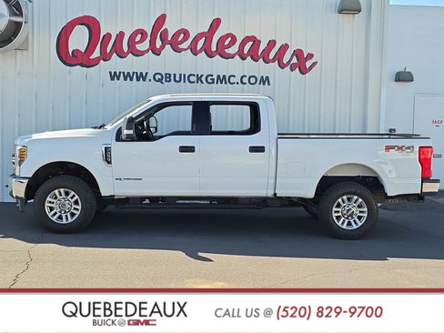 Used 2019 Ford F250 XLT w/ FX4 Off-Road Package image 8