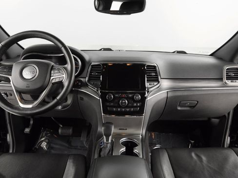 Used 2019 Jeep Grand Cherokee Limited w/ Luxury Group II image 14