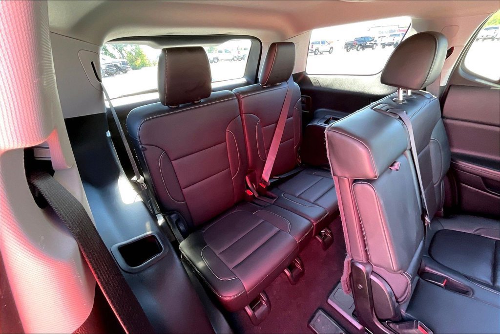 Used 2020 GMC Acadia SLT w/ LPO, Floor Liner Package AWD/4WD image 7