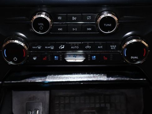 Certified 2021 Ford F150 Limited AWD/4WD image 26