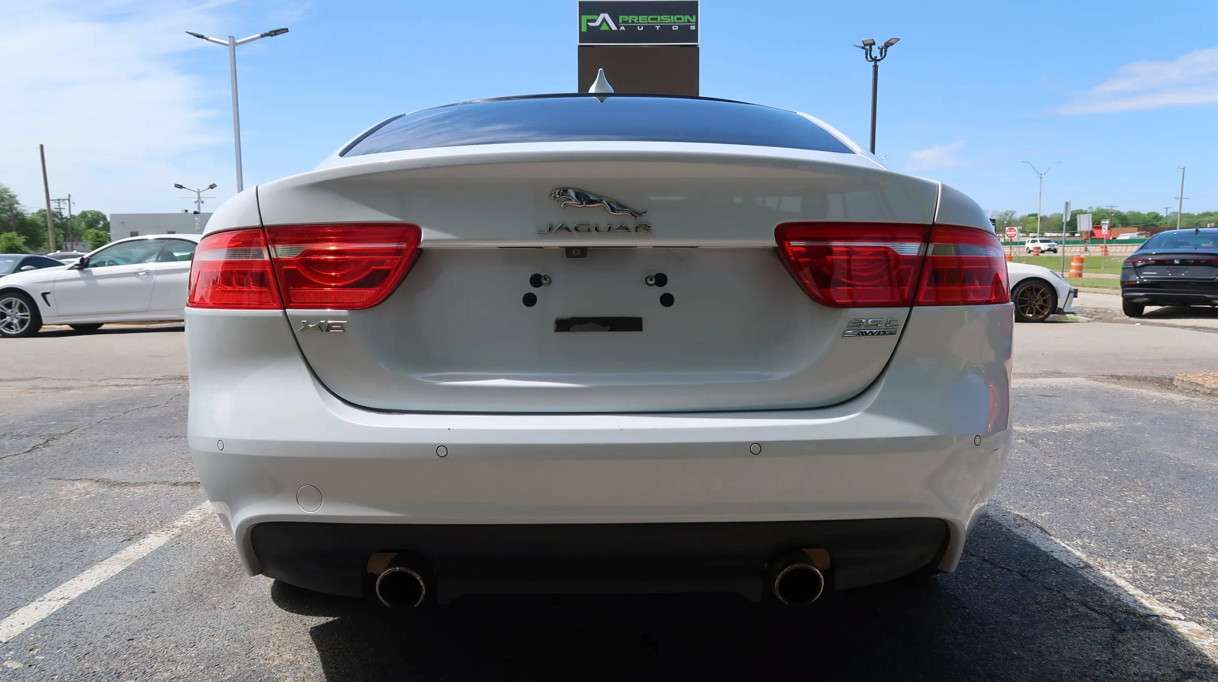 Used 2017 Jaguar XE First Edition AWD/4WD image 8